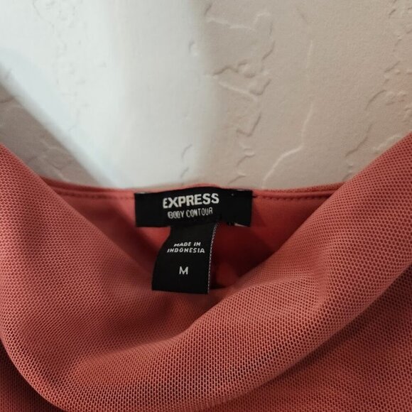 Express Woman's Rousing Tank Size Medium - Picture 3 of 5